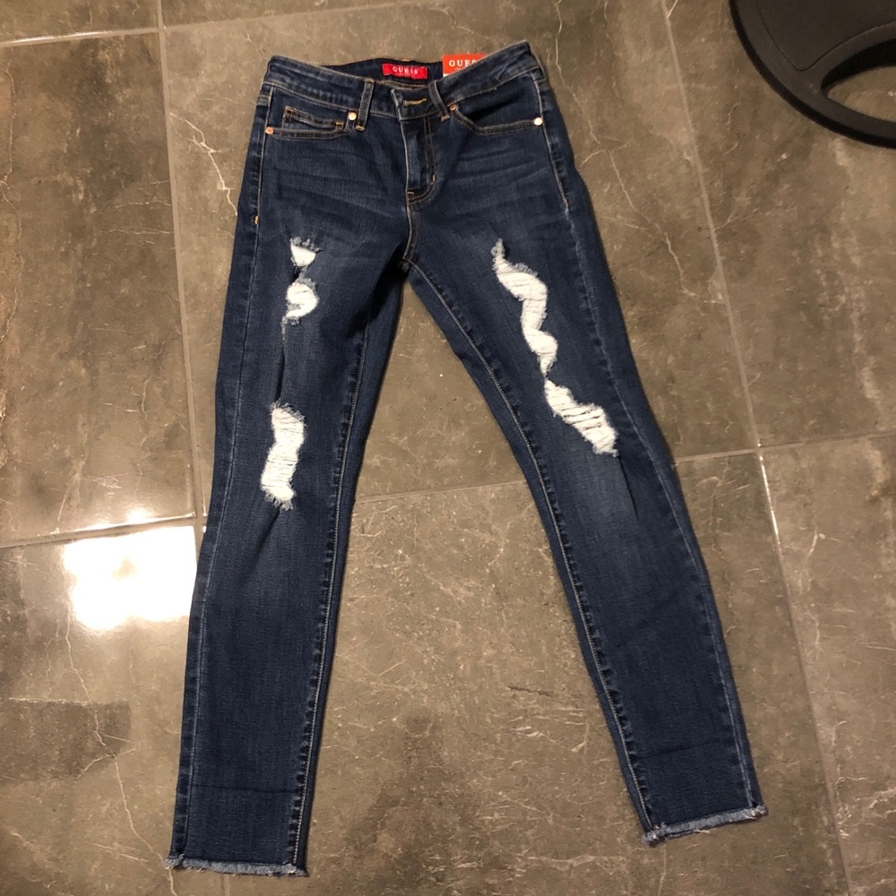 Brand new Guess jean!